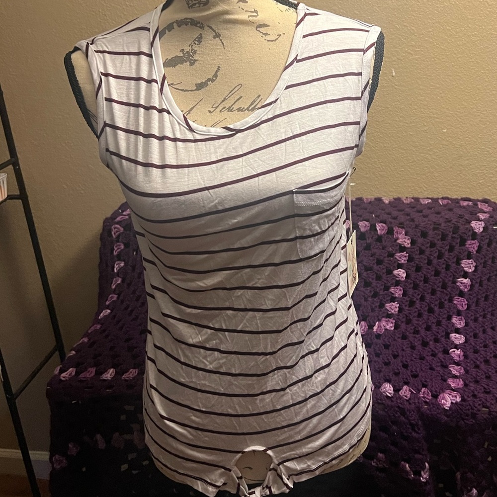 White & Cinnamon Tank-Top Shirt.